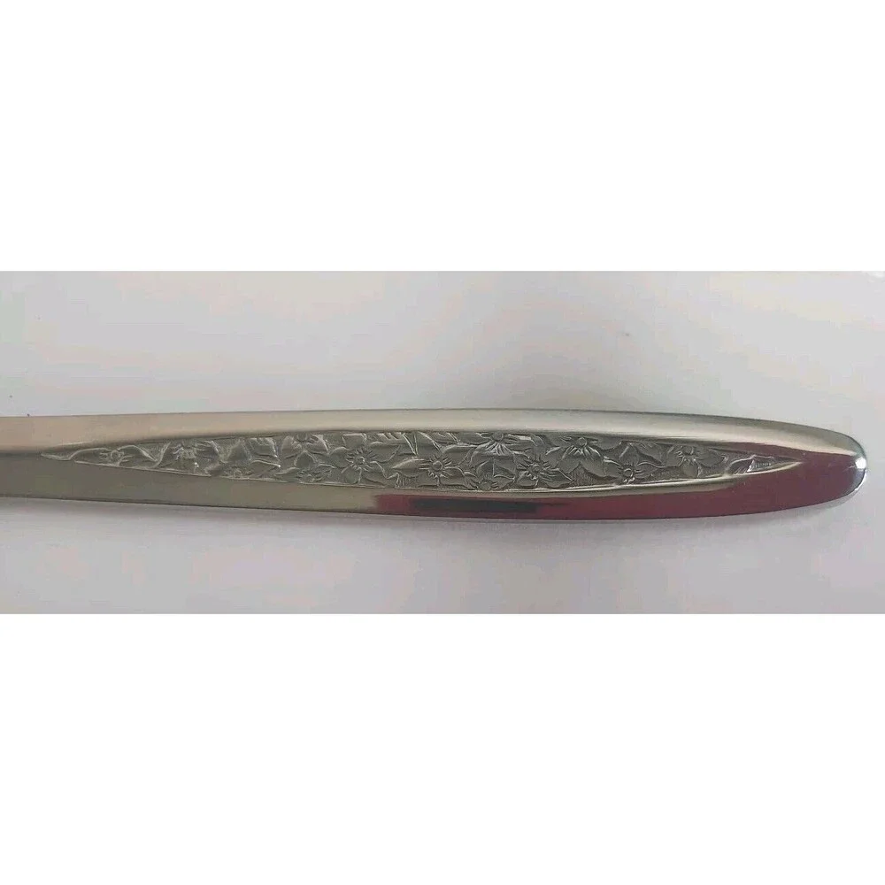New Superior Stainless USA Radiant Rose 50 Peice Service For 8 + Serving Spoons
